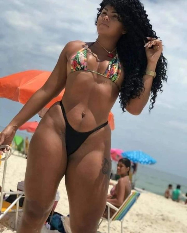 Foto 4 do Conto erotico: - . - . - UMA LINDA MULHER X V I I I