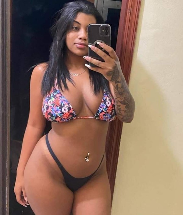 Foto 5 do Conto erotico: - . - . - . - UMA LINDA MULHER X I I