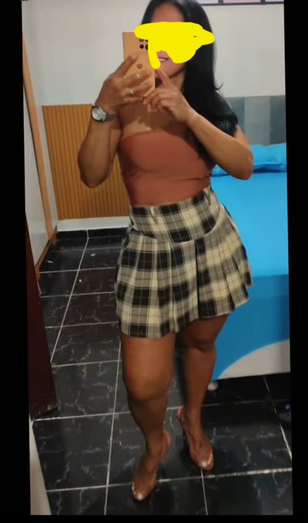 Foto 1 do Conto erotico: Gozei cheirando a calcinha da minha amiga