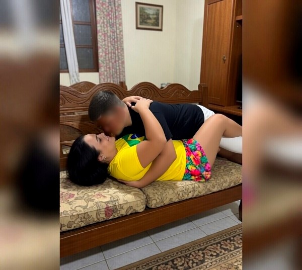 Foto 4 do Conto erotico: Jogo do Brasil, e sexo com meu filho.