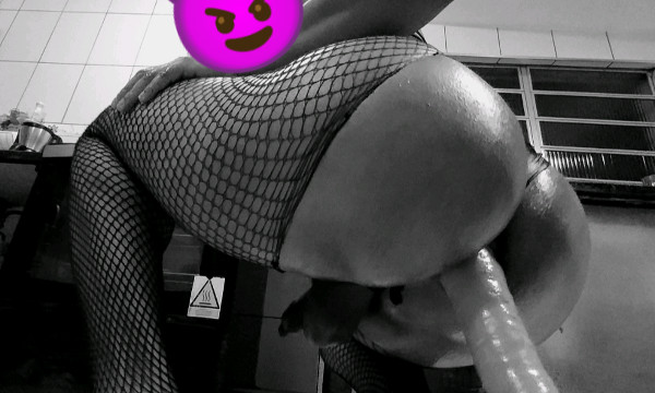 Foto 1 do Conto erotico: UM POUCO DE COMO VIREI PUTA