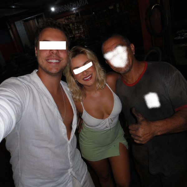 Foto 1 do Conto erotico: Minha Esposa deu pro Mecânico.