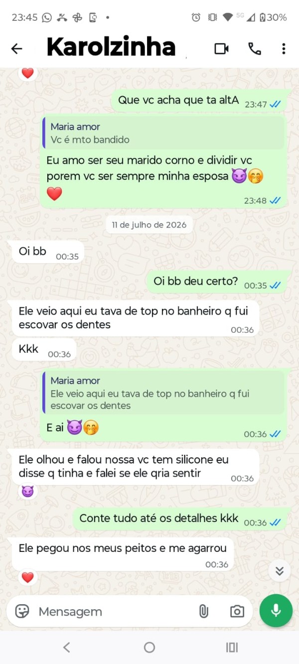 Foto 1 do Conto erotico: Karol provocando o enfermeiro no hospital ??