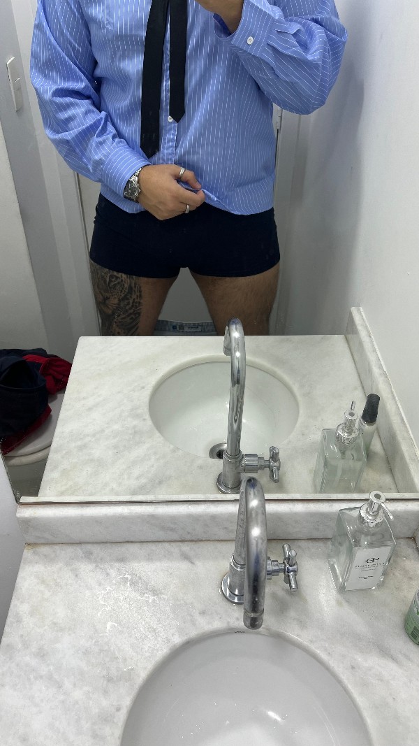 Foto 1 do Conto erotico: Colega de trabalho