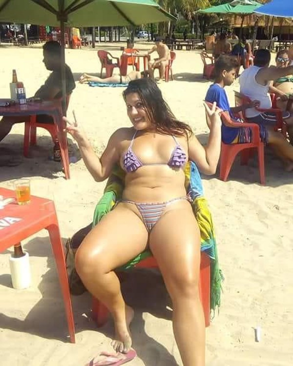 Foto 2 do Conto erotico: - - - 154 - - AS LINDAS SELLENNA E GHE. - - -