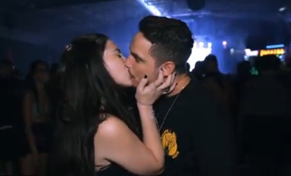 Foto 4 do Conto erotico: Coroa conquistou a novinha e a sogra veio no pacote - Capítulo 2