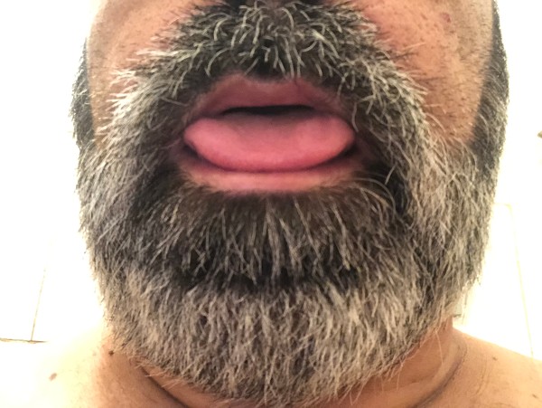Foto 1 do Conto erotico: A primeira mijada e a primeira cenoura no cu a gente nunca esquece