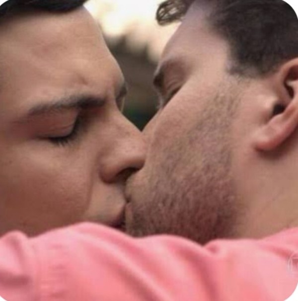 Foto 1 do Conto erotico: A PRIMEIRA VEZ DELE -PARTE I