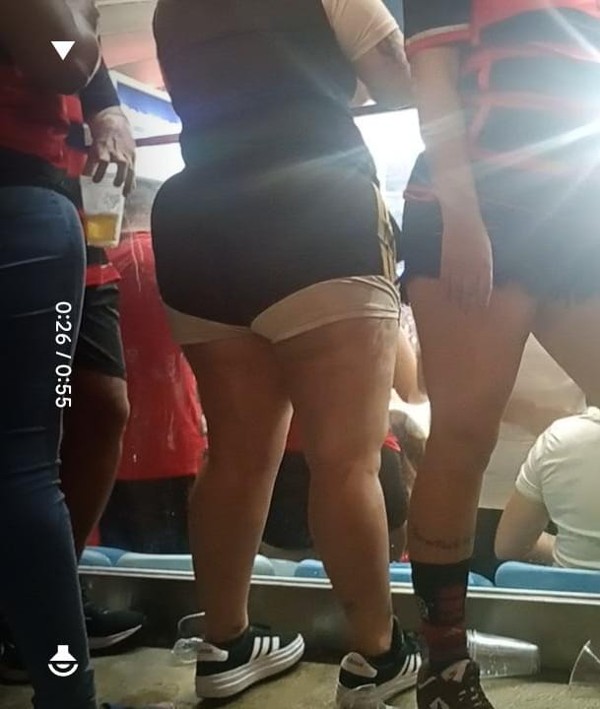 Foto 2 do Conto erotico: Fui ao Estádio ver Futebol e essa Linda BBW parou com o rabão na minha frente