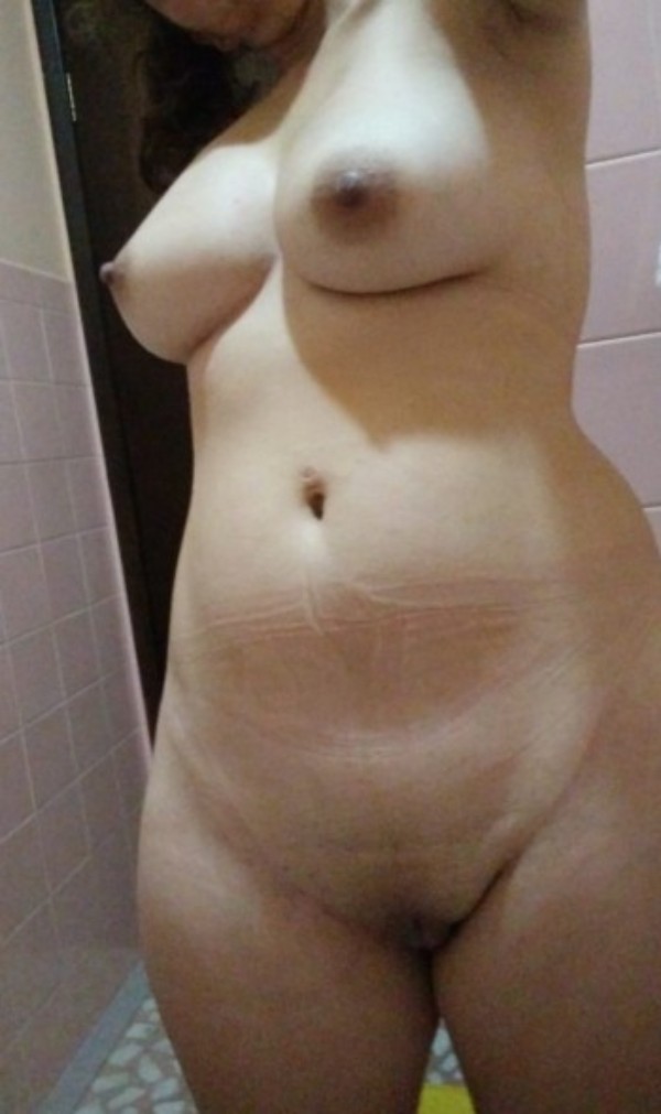 Foto 4 do Conto erotico: EU, MINHA MANICURE E SEU MARIDO...MEU MARIDO CORNO NEM IMAGINA