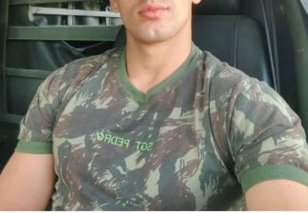 Foto 1 do Conto erotico: Tio