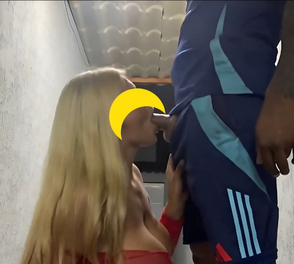 Foto 5 do Conto erotico: Minha esposa gostosa e o idoso morador de rua 12