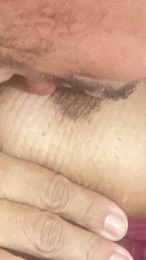 Foto 1 do Conto erotico: O padrasto do meu namorado me arrombou gostoso.