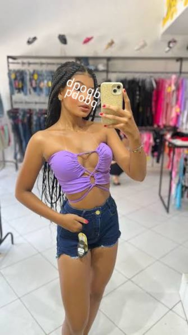 Foto 1 do Conto erotico: Rapto nas Capoeiras - ou torando uma morena no sítio da família