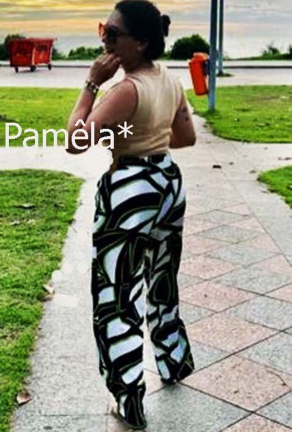 Foto 2 do Conto erotico: A bela e deliciosa PM lésbica, enfiava o pé inteiro na minha boceta!