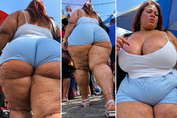 Foto 3 do Conto erotico: Senhora BBW Ruiva no Mercado de Shortinho Azul Insano..