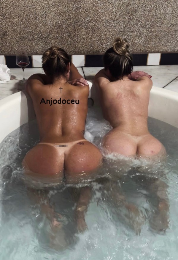 Foto 1 do Conto erotico: Revendo amiga 25 anos depois