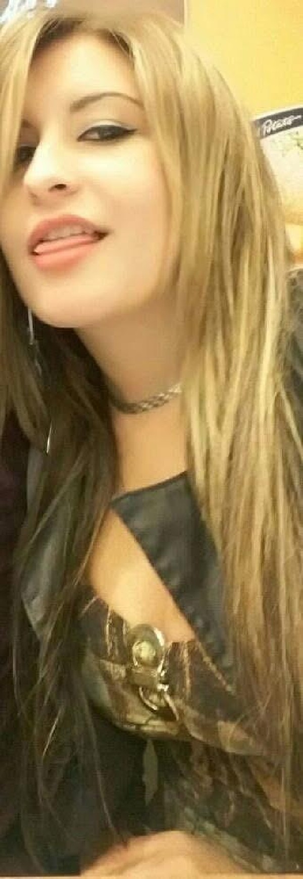 Foto 1 do Conto erotico: Adrestramemo da cadela Camila,agora ela sentiu na pele o poder negro