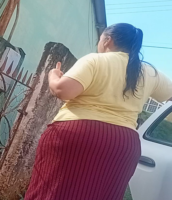 Foto 3 do Conto erotico: Rosicleia rabuda e suas filhas virgens, Parte 1 Papacú arromba cuzinho virgem da Rosicleia