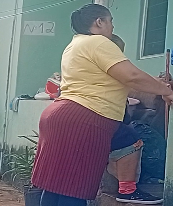 Foto 4 do Conto erotico: Rosicleia rabuda e suas filhas virgens, Parte 1 Papacú arromba cuzinho virgem da Rosicleia