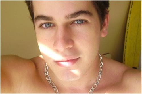 Foto 2 do Conto erotico: Conheci meu pai até de mais Part4 (irmão ou não?)