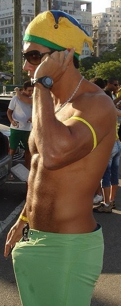Foto 1 do Conto erotico: O cara do Carnaval em Salvador (Parte 1/2)