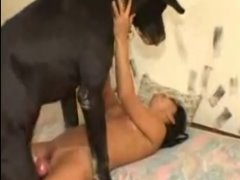 Foto 2 do Conto erotico: Meu anão negro dotado - escrava sexual