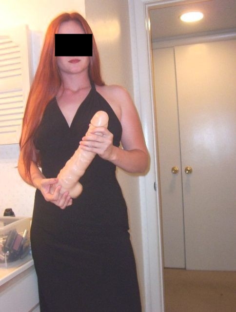 Foto 1 do Conto erotico: O vibrador gigante de minha mãe!