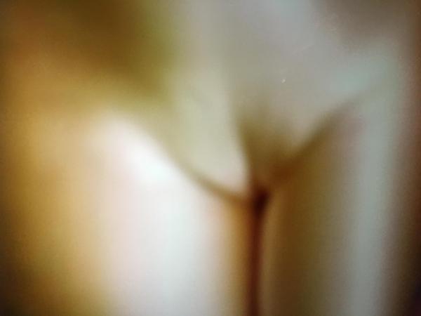 Foto 2 do Conto erotico: Pedreiro comeu a buceta da esposa em nossa cama