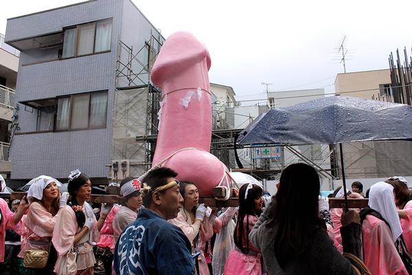 Foto 1 do Conto erotico: O festival da pica no Japão!