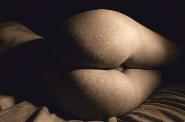 Foto 2 do Conto erotico: MINHA MULHER E NOSSO CASEIRO.