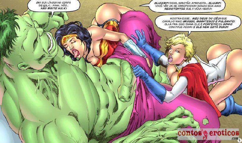 Quadrinho Erotico HULK fodendo as 2 Heroínas SAFADAS, PUTAS e muito GOSTOSAS Imagem 4